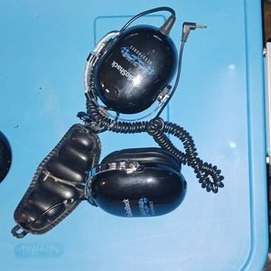 2 Radio Shack headphones